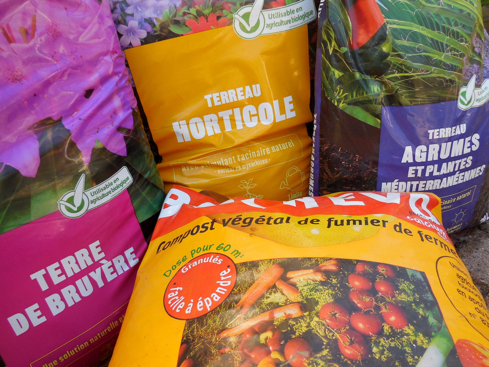 Compost végétal et terreau